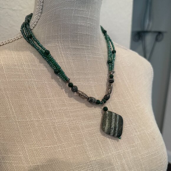 Chrysotile in Serpentine Pendant Necklace - Picture 4 of 7